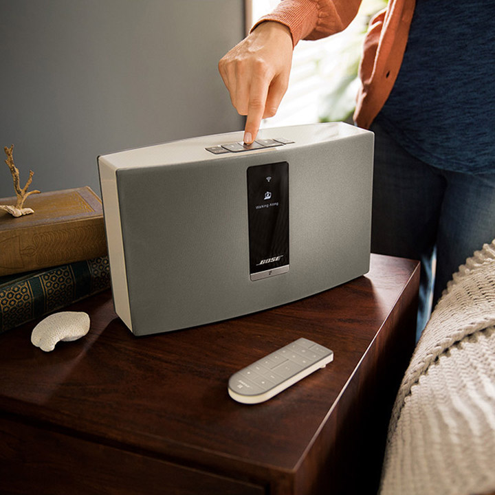 bose soundtouch 20 iii white