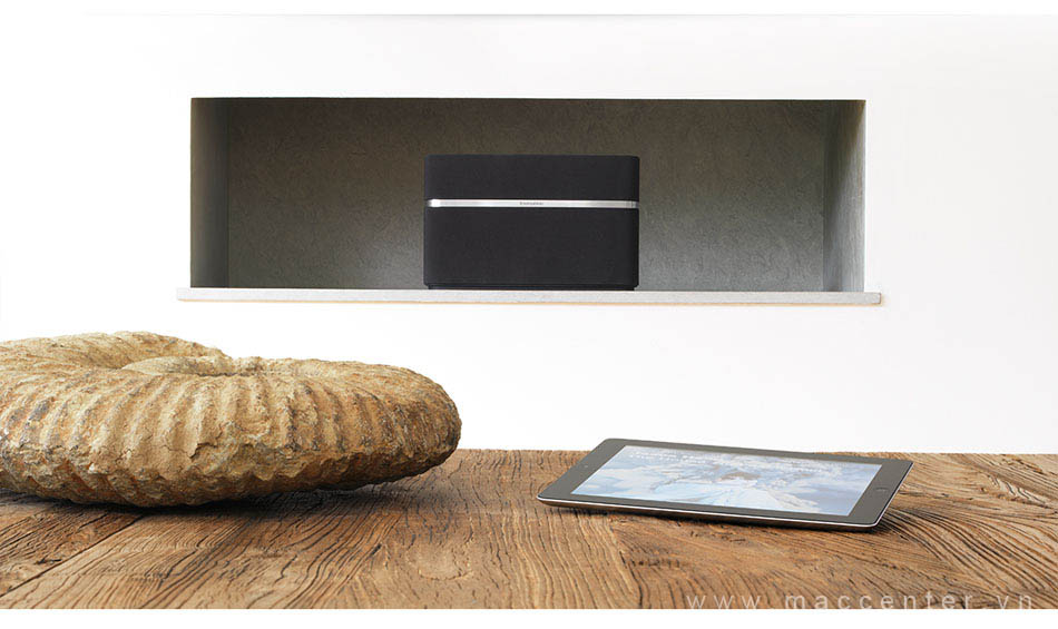 Bowers & Wilkins A7 Wireless Speaker Bowers & Wilkins A7 Wireless Speaker