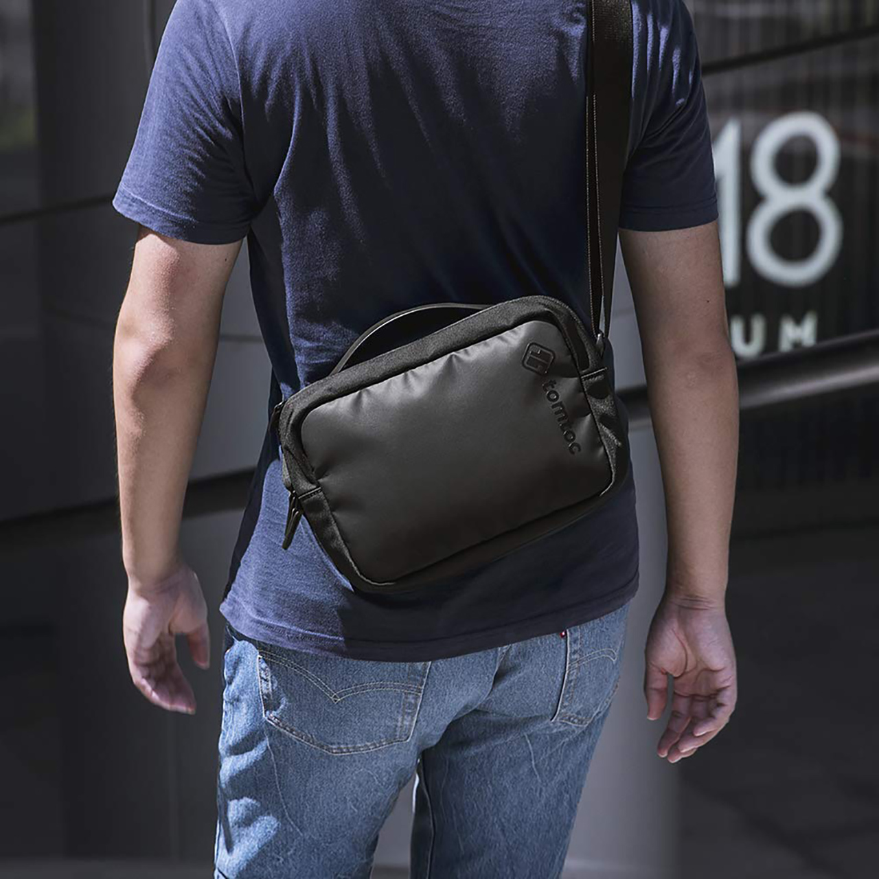 Túi iPad Tomtoc H02 Shoulder Bag