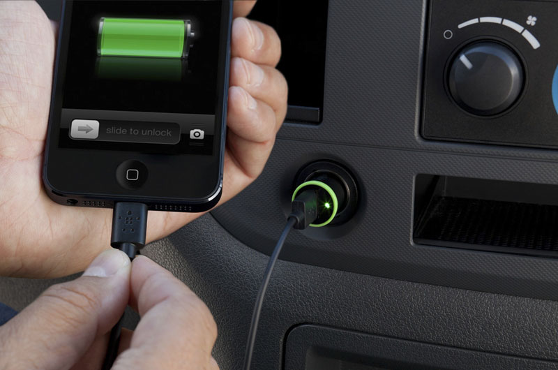 Sạc xe hơi Belkin Sạc xe hơi Belkin
