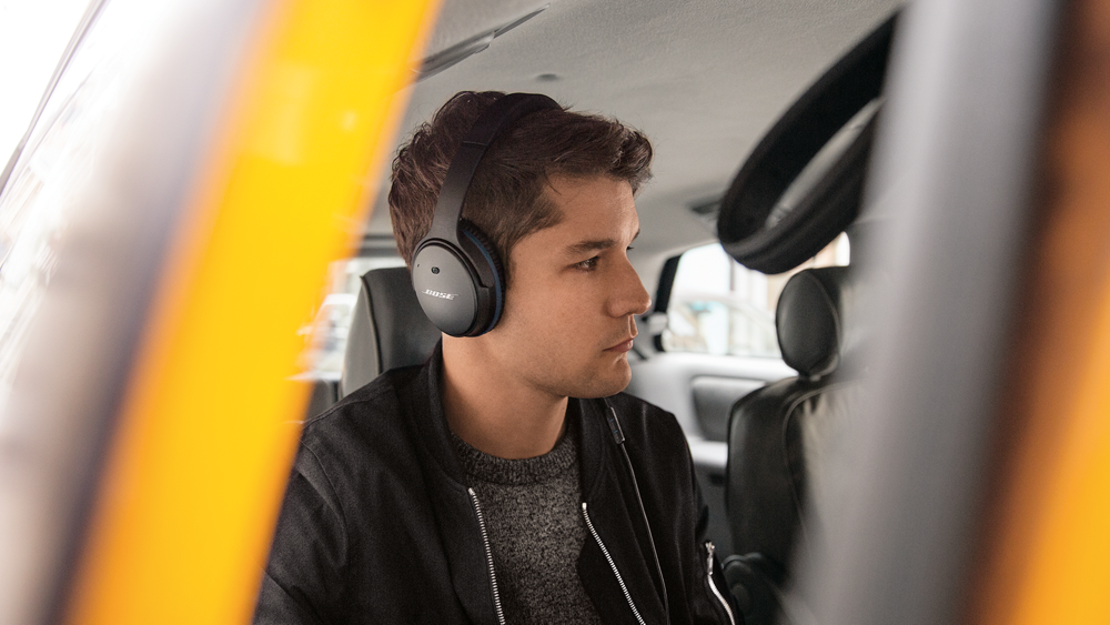 Bose QC25 Acoustic Noise Cancelling Headphone Bose QC25 Acoustic Noise Cancelling Headphone