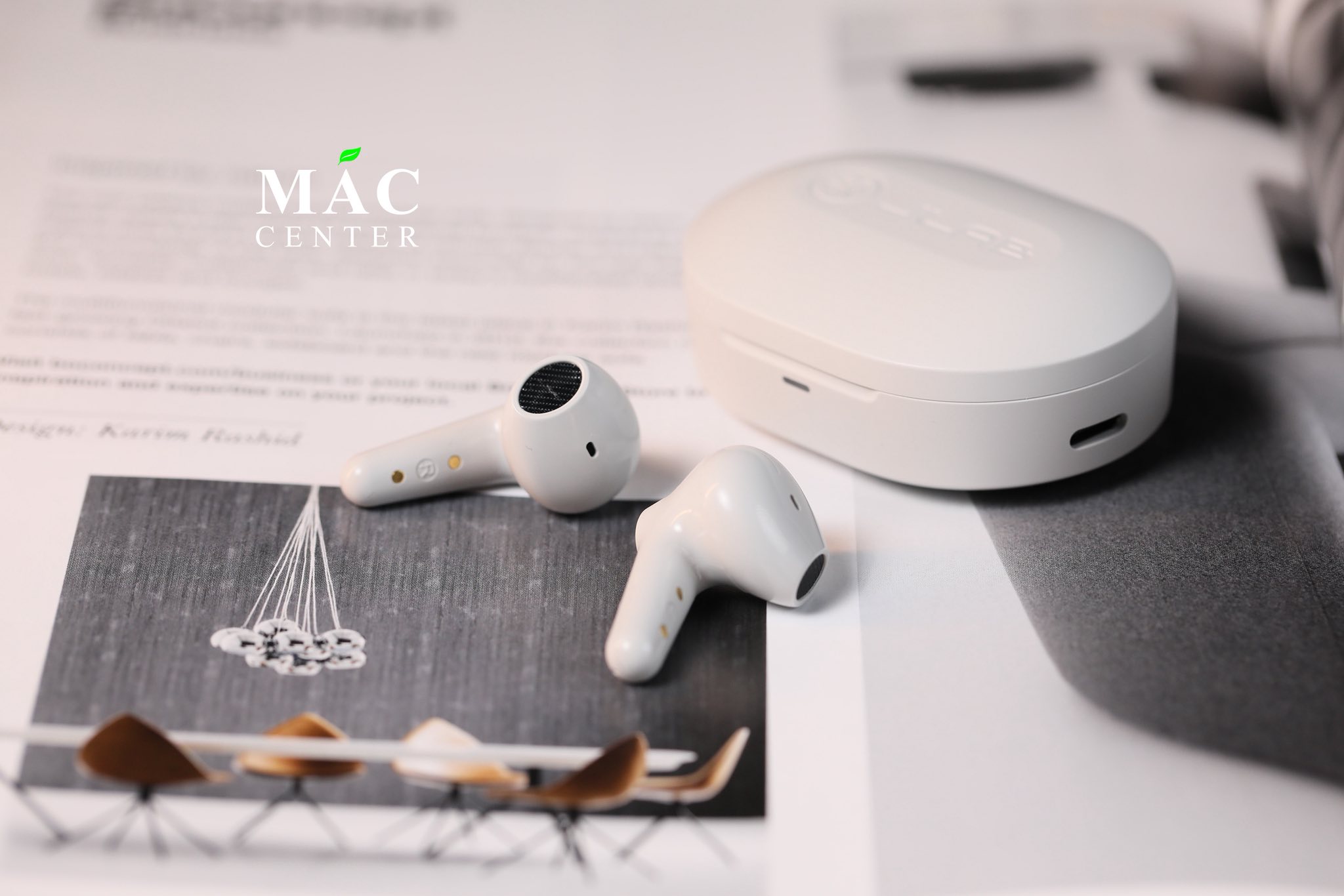 Tai nghe JLab J1 Open Pods White