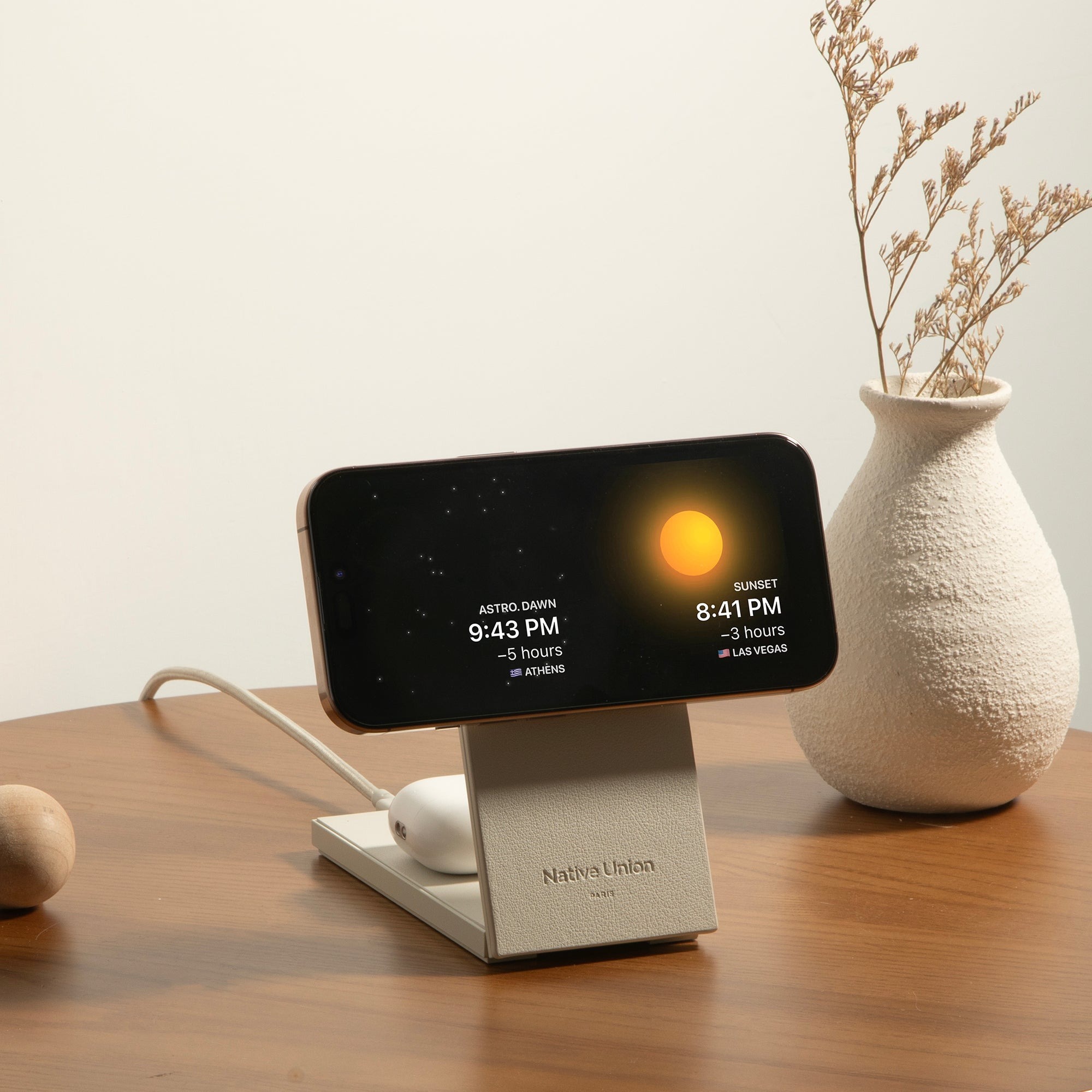 Dock sạc không dây Native Union Rise 2-in-1 Magnetic Wireless Charger
