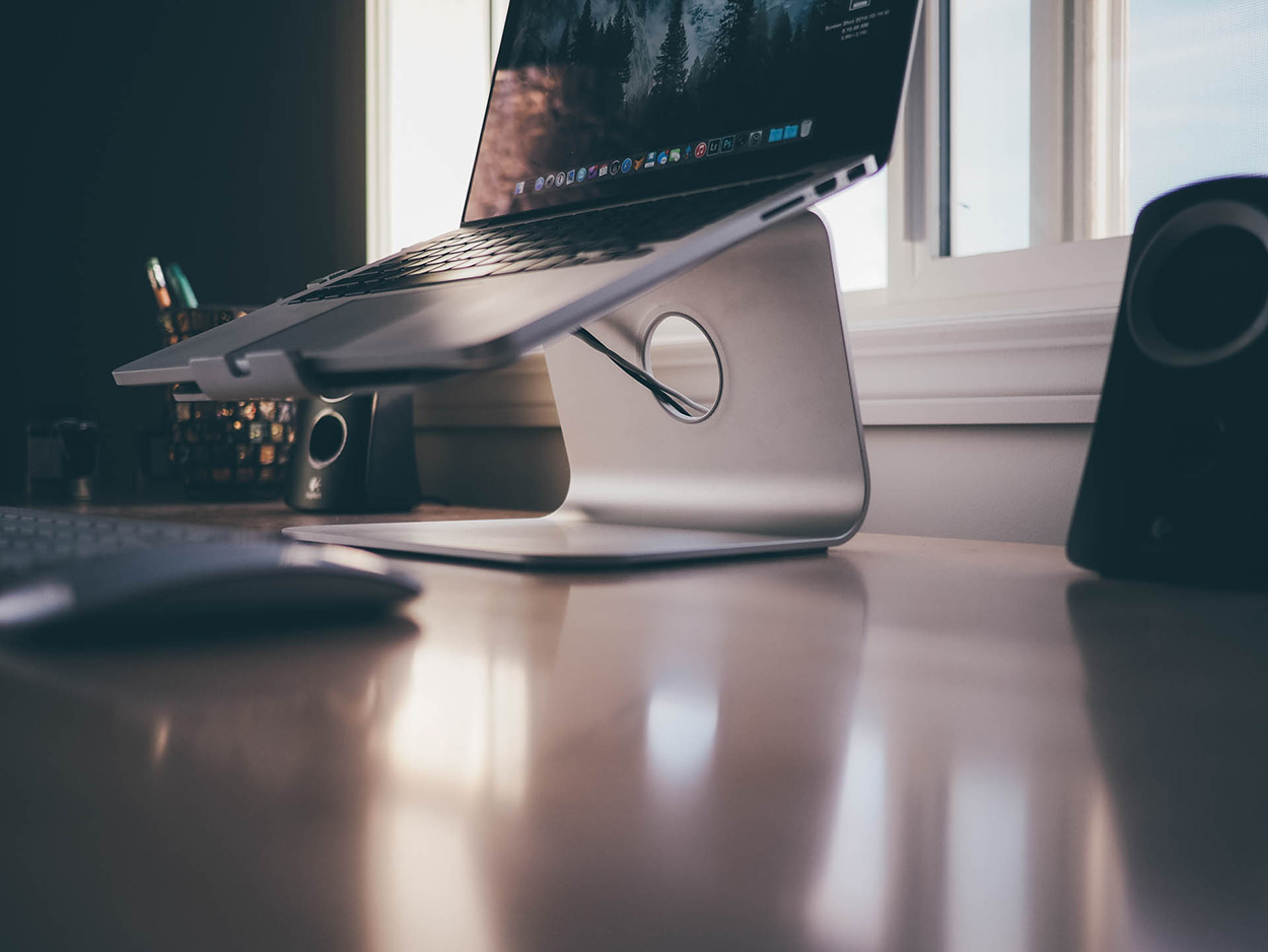 Rain Design mStand - Stand for MacBook