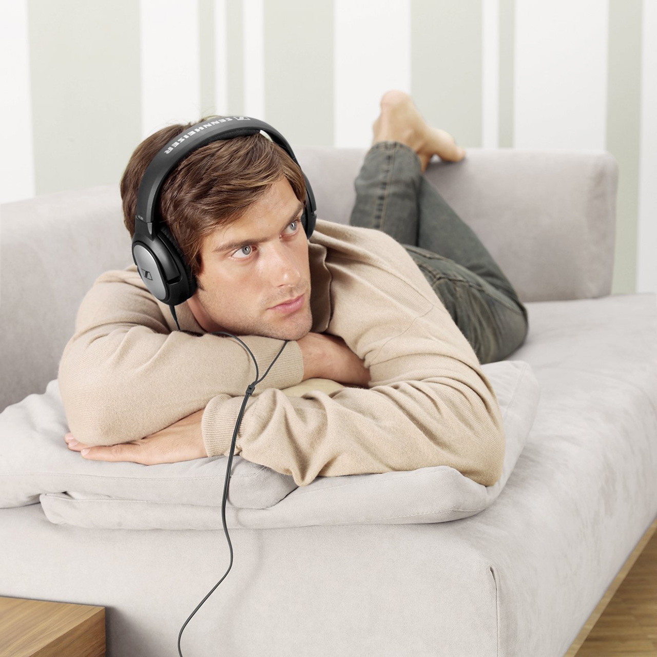 Tai nghe Sennheiser HD206 - Mac Center